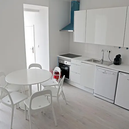 Herois De Quionga Apartamento